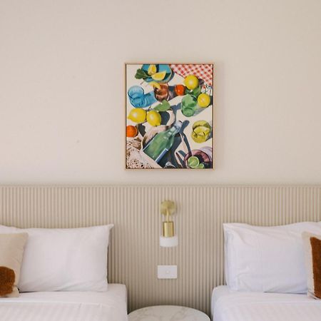 The Timothee Resort Бъселтън Екстериор снимка
